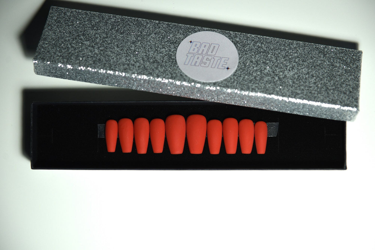 Solid Color – Glossy or Matte – Handmade Luxury Reusable Press On Nails