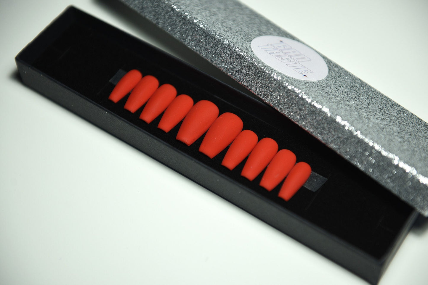 Solid Color – Glossy or Matte – Handmade Luxury Reusable Press On Nails