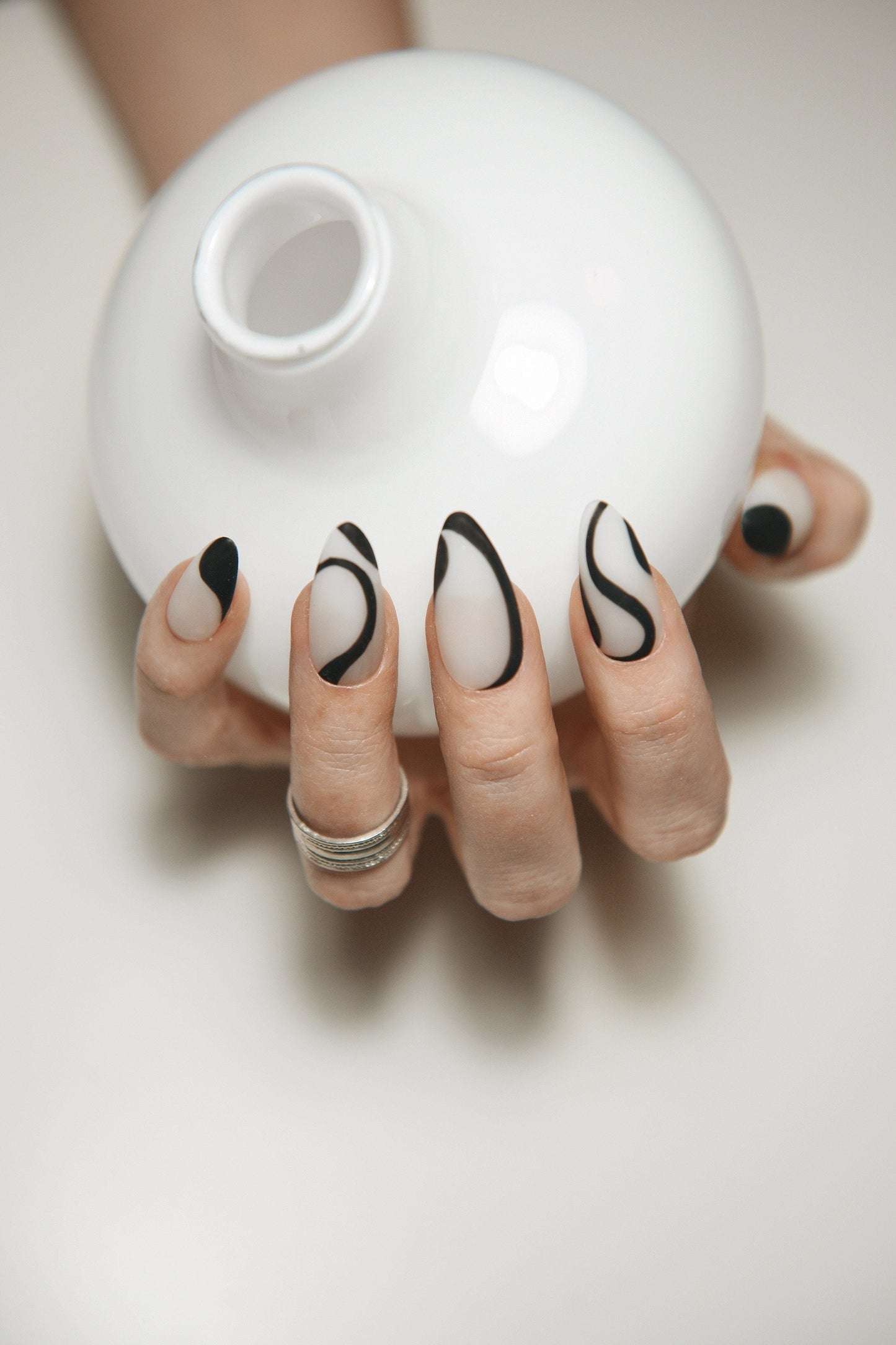 ABSTRACT FRENCH LINES – Luxury Handmade Reusable Press On Nails