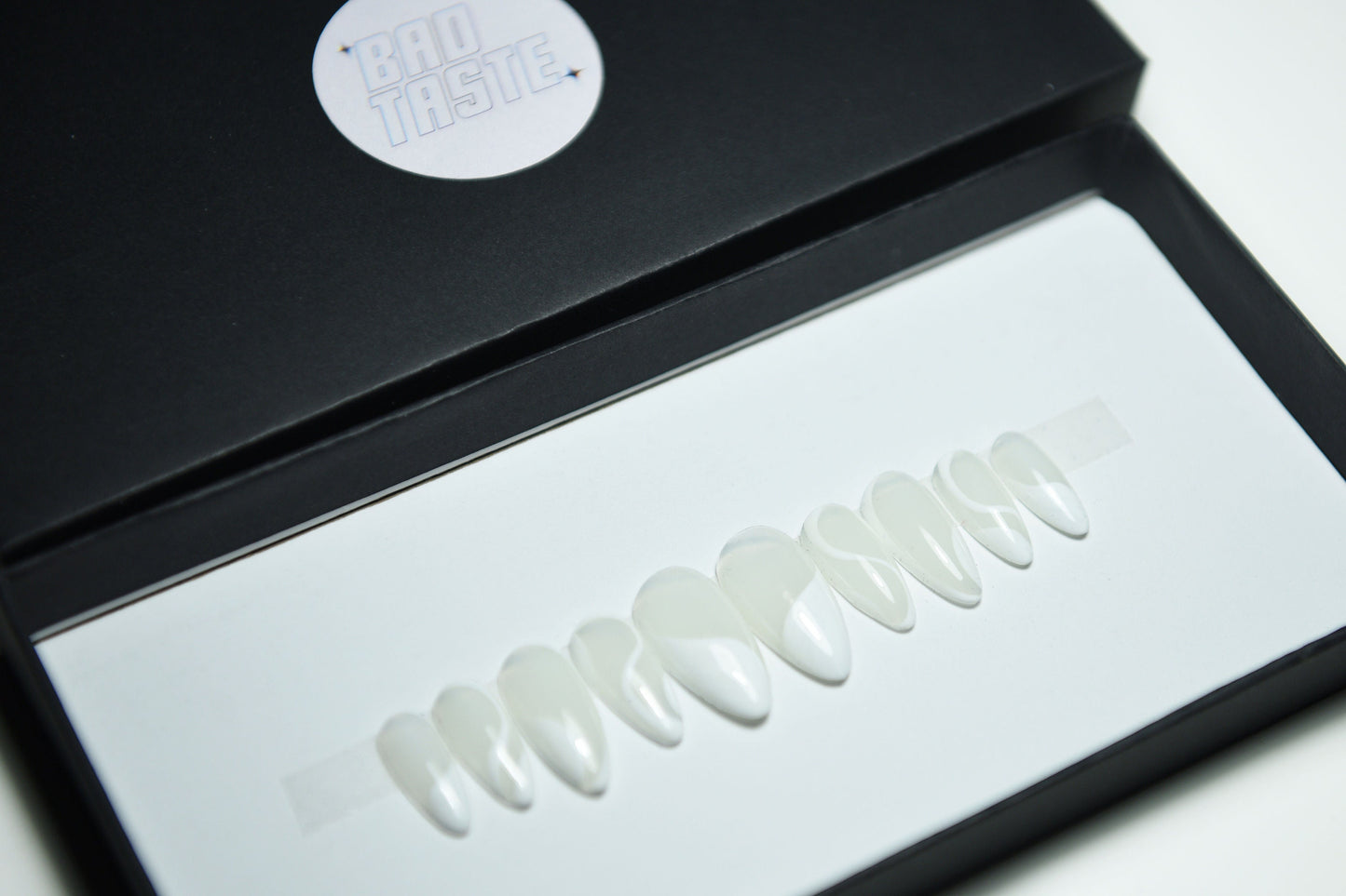 Abstract Lines Press-On Nails – Handmade Reusable Set | Matte or Glossy Modern Nail Art