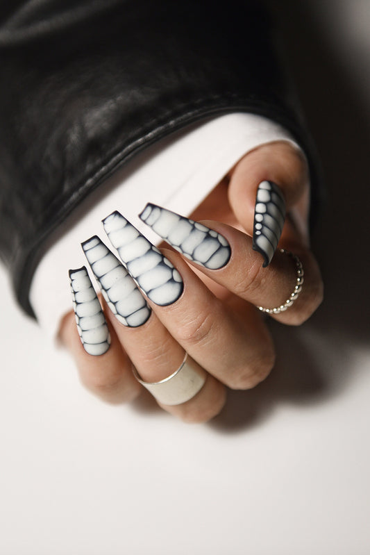 GRUNGE BLACK & WHITE Croco – Luxury Handmade Reusable Press On Nails