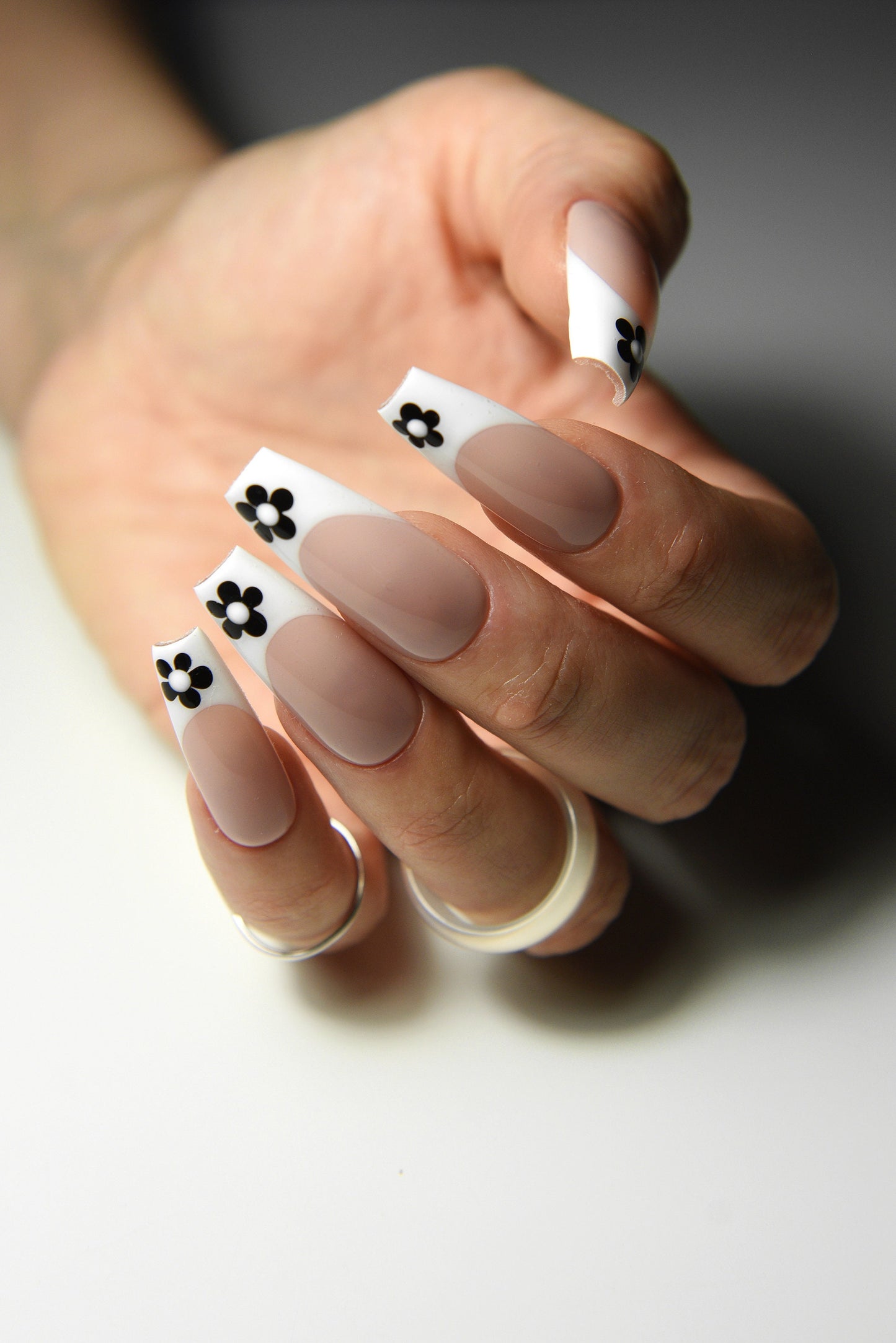 FRENCH WITH FLOWER – Luxury Handmade Reusable Press On Nails