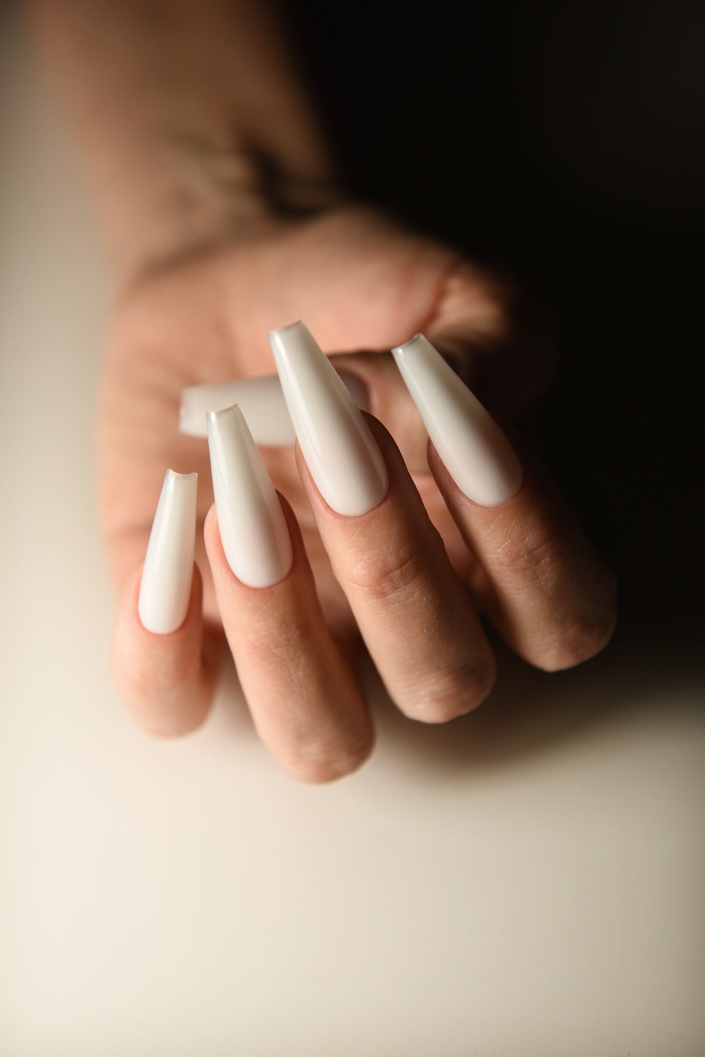 WHITE ACRYL – Luxury Handmade Reusable Press On Nails