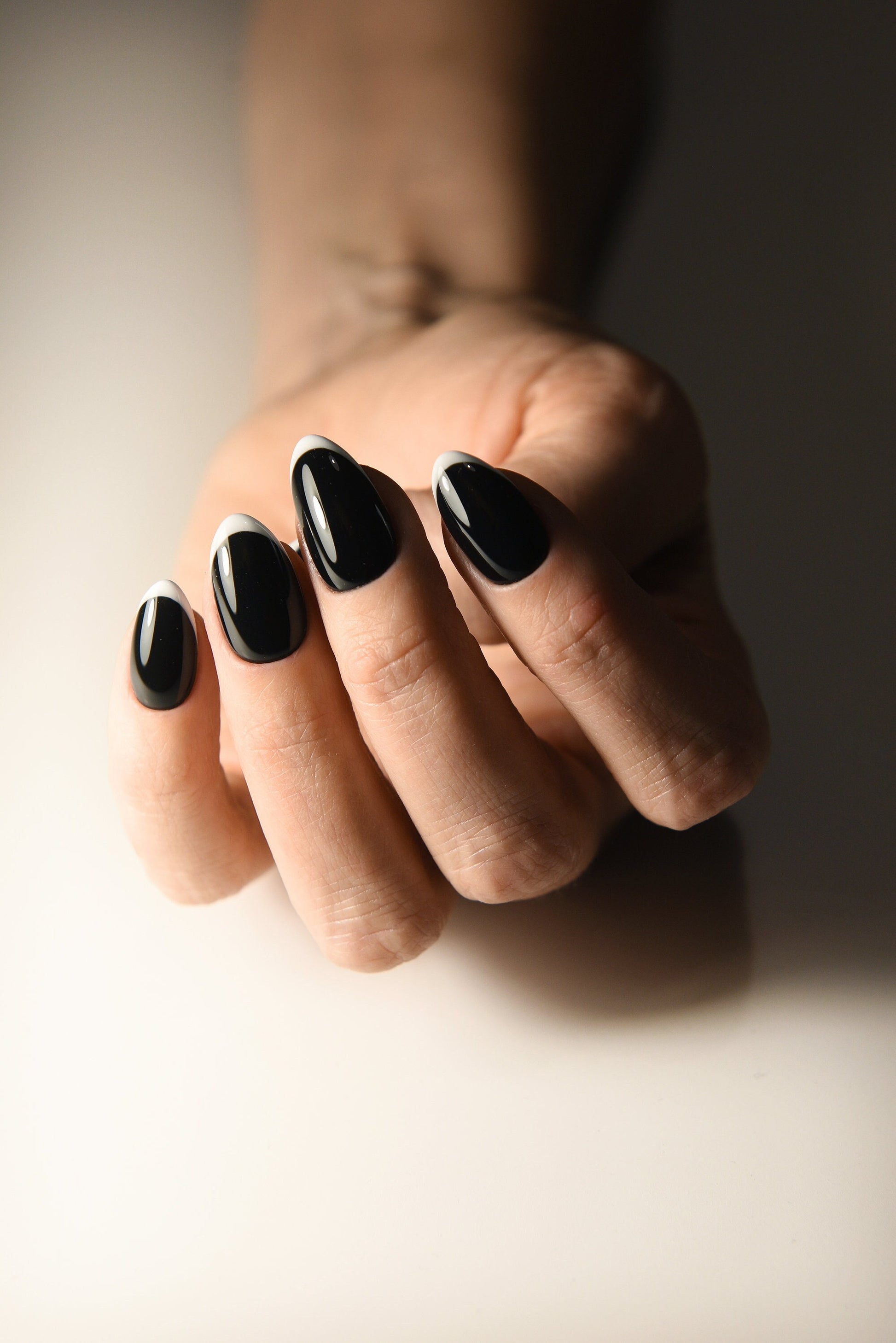 Selena y2k NEGATIVE FRENCH – Luxury Handmade Reusable Press On Nails