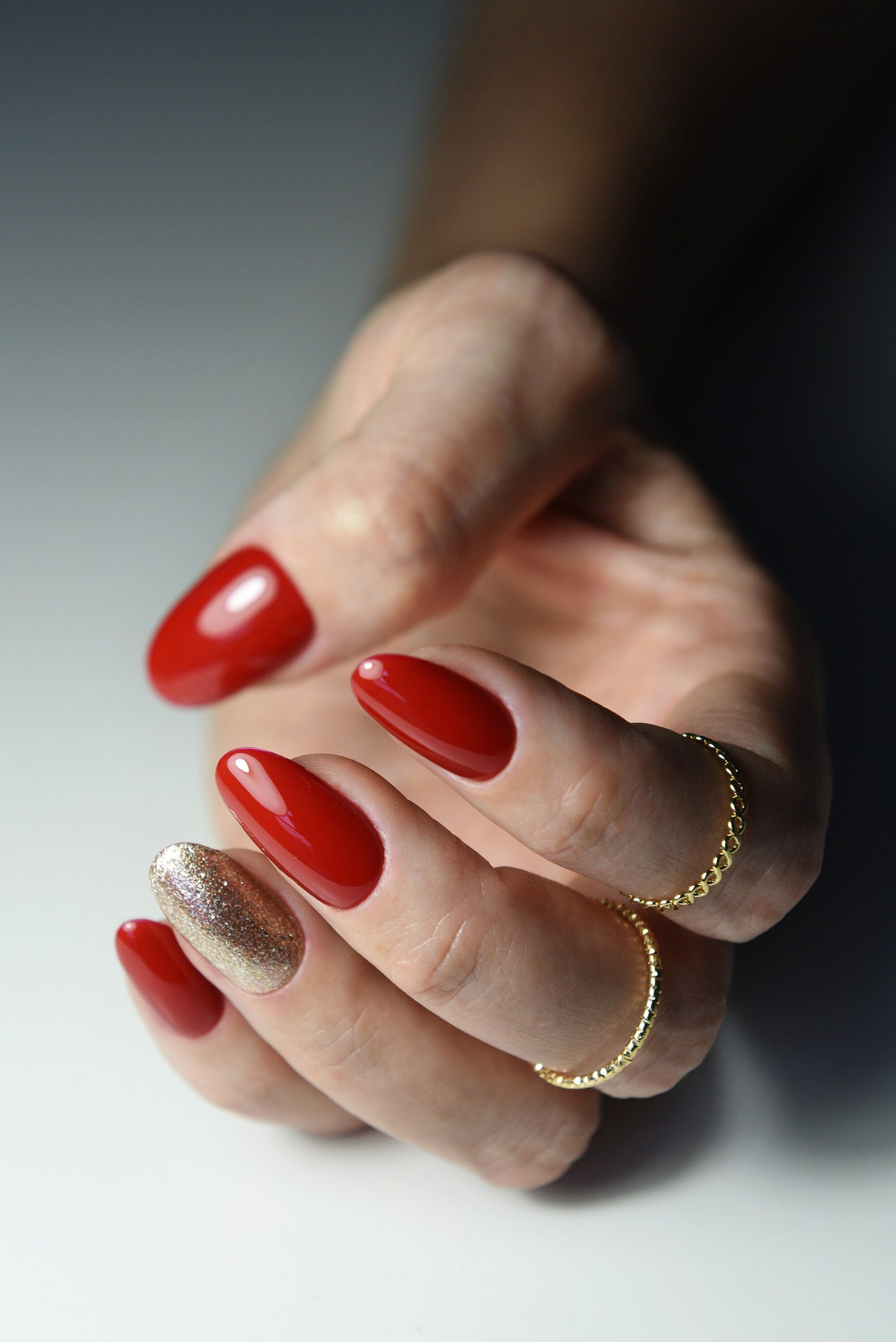 Christmas Red & Gold Press-On Nails – Luxury Reusable Holiday Set