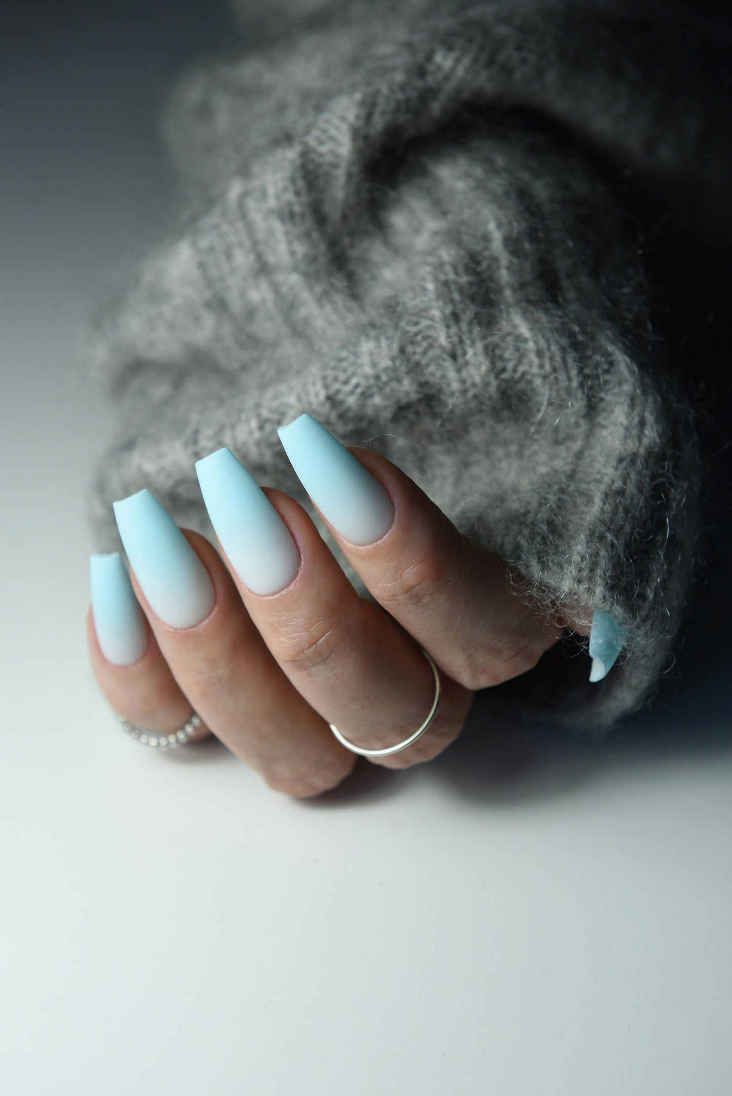 Blue Ombre winter snowy strong as salon acrylic manicure set of 10 gel press on nails with gradient. Reusable natural looking glue on long