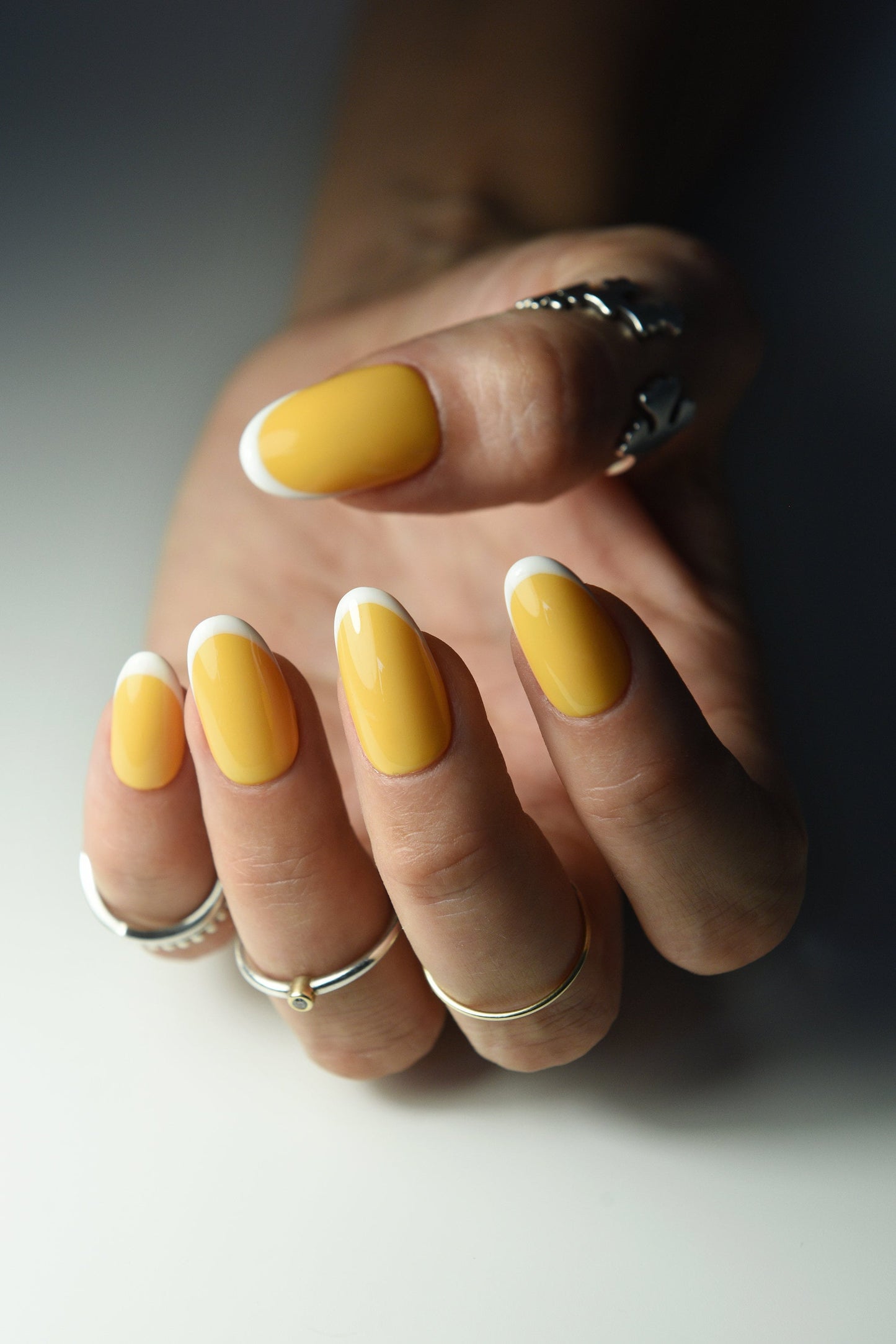 Sunny Press-On Nails – Yellow Orange Fall Set with Pumpkin French