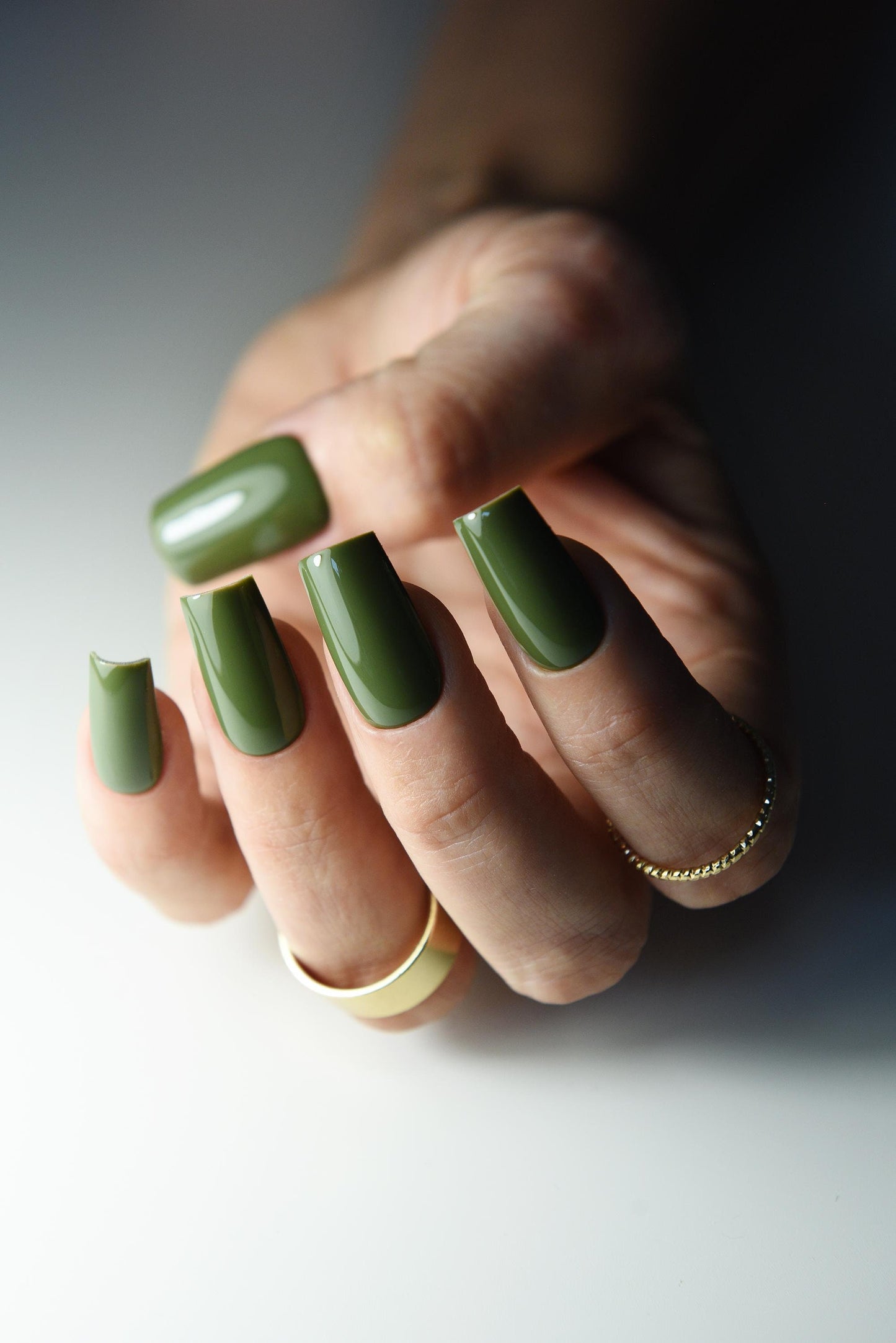 AUTUMN GREEN – Luxury Handmade Reusable Press On Nails