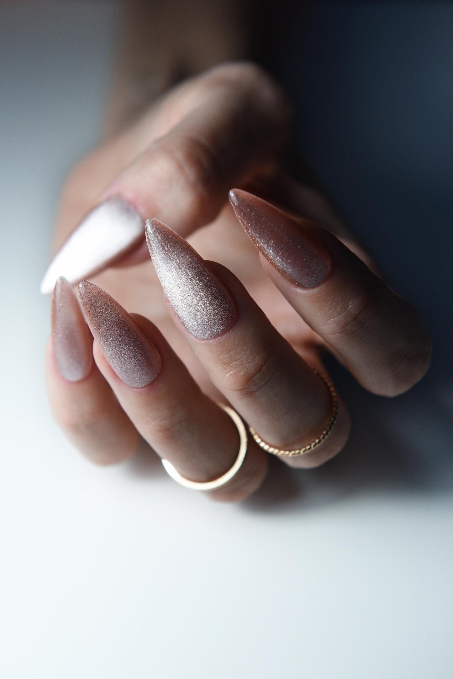 MAGNETIC CAT EYE Nude Shiny Press On Nails – Luxury Handmade Reusable Press On Nails