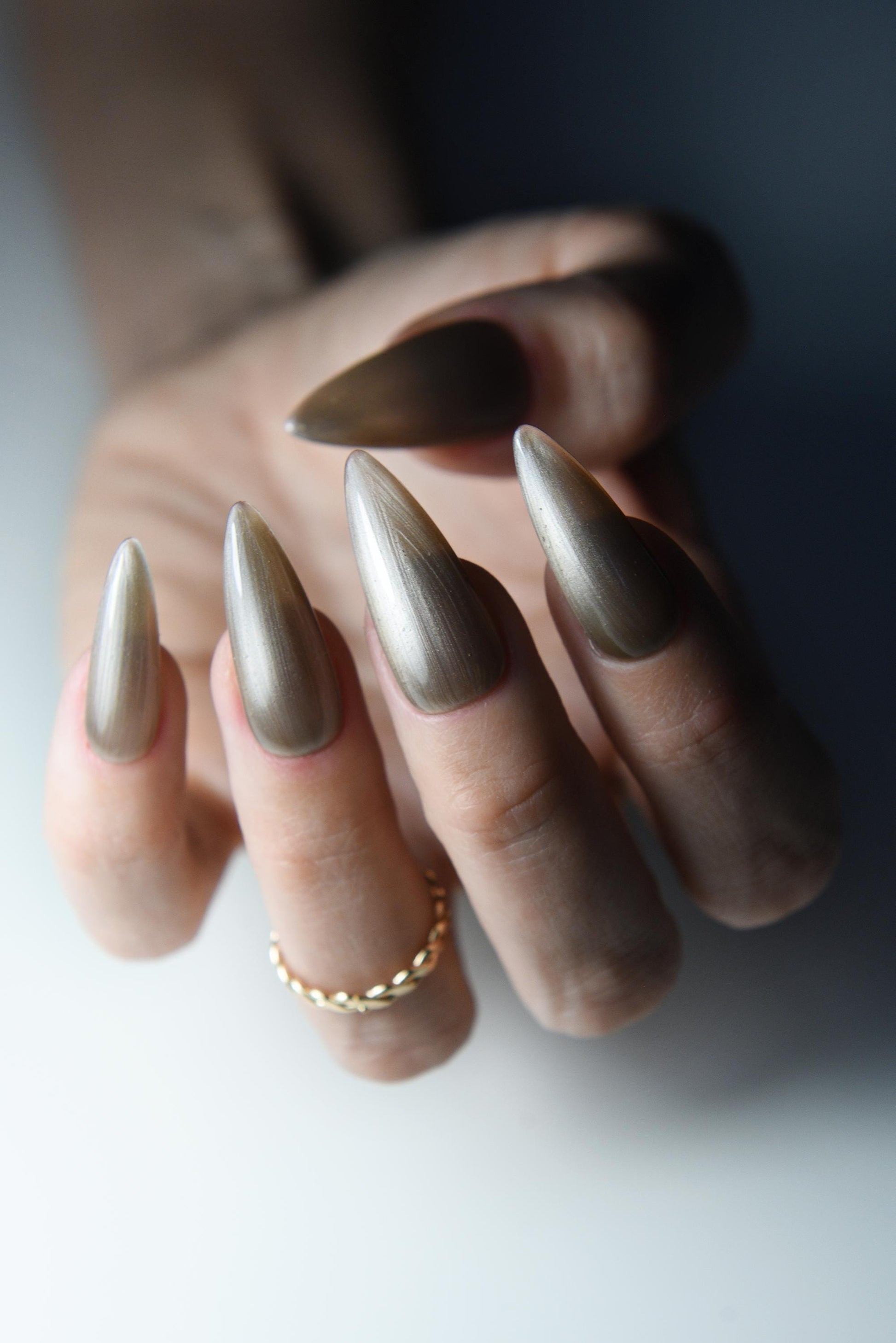 COLD STEEL Nude Shiny Press On Nails | Cat Eye Set Salon Quality | Gel pressons | Acrylic Quality | Gift For Date | Stiletto Acrylic Like