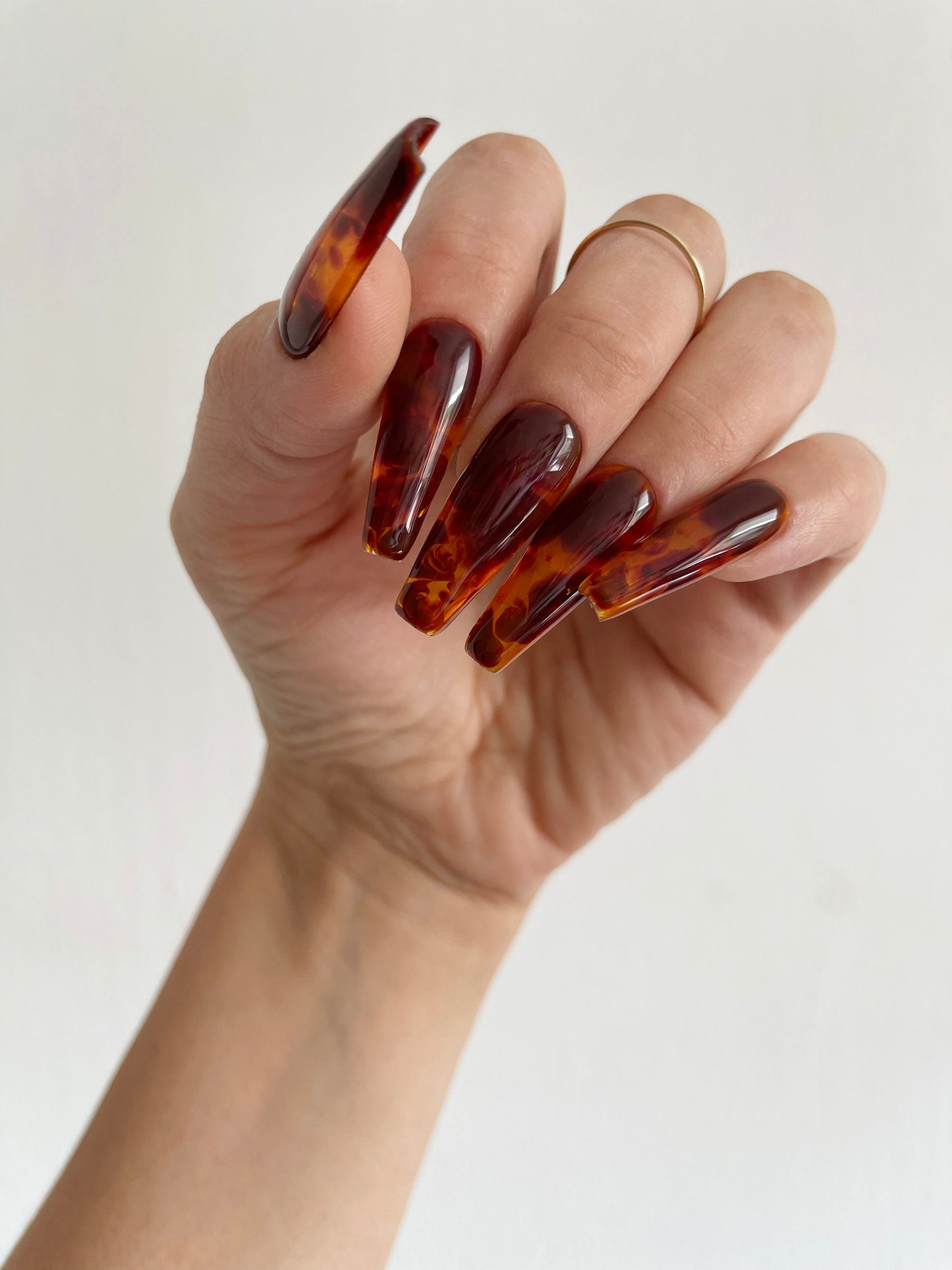 Classy Tortoise Shell Press On Nails – Handmade Reusable Gel Set | Custom Shape & Size | Elegant Glossy Finish