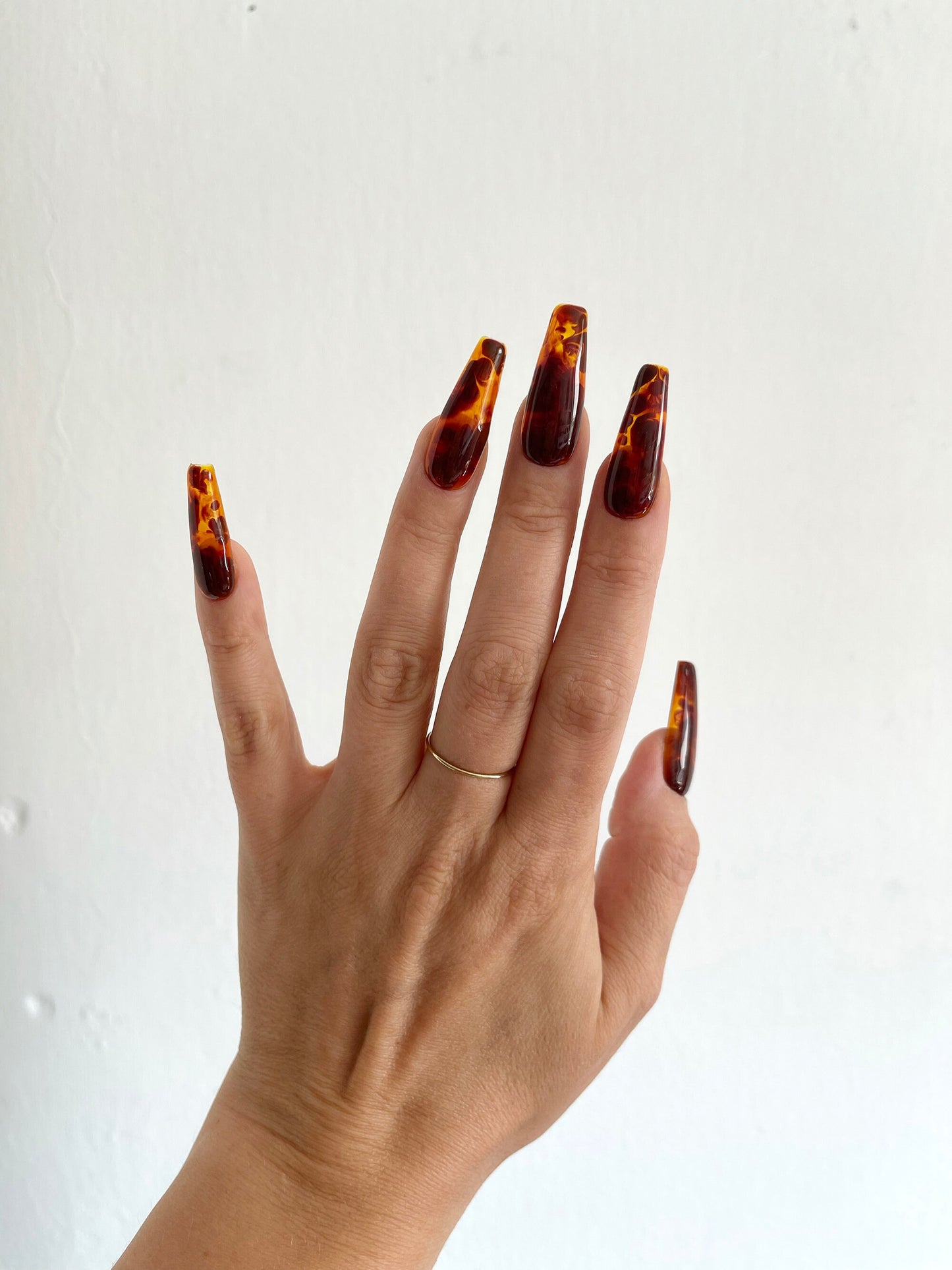 Classy Tortoise Shell Press On Nails – Handmade Reusable Gel Set | Custom Shape & Size | Elegant Glossy Finish