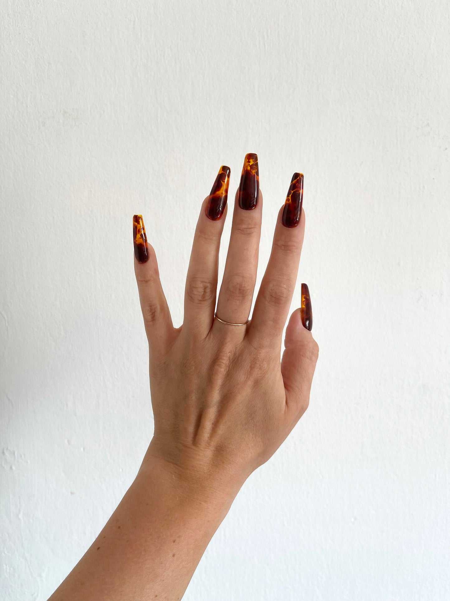 Classy Tortoise Shell Press On Nails – Handmade Reusable Gel Set | Custom Shape & Size | Elegant Glossy Finish