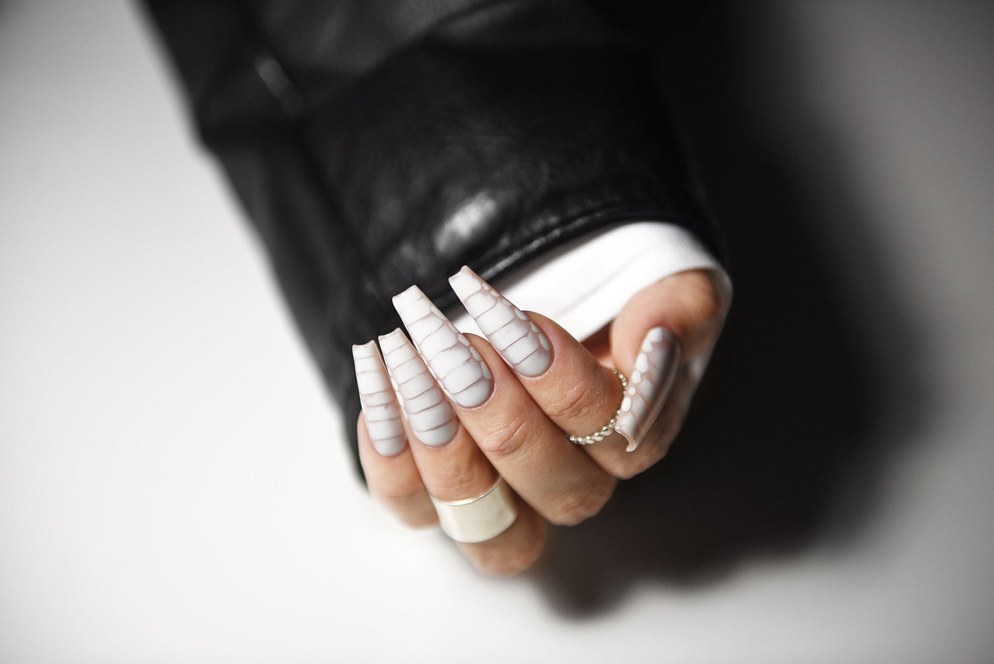 Soft Nude White Croco Press-On Nails – Glossy or Matte Luxury Set