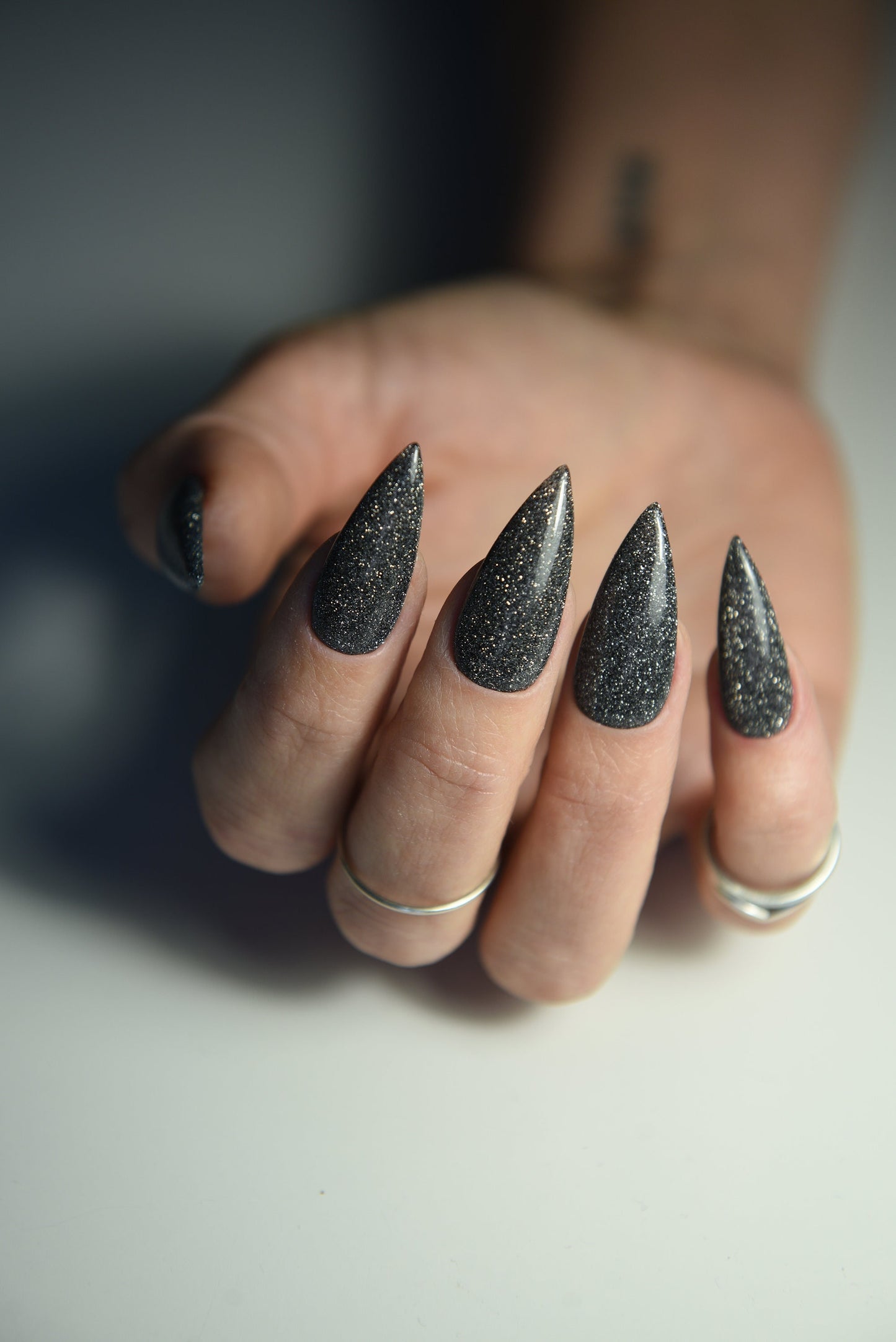 Reflective Glitter Flash Press-On Nails – Handmade Sparkle Set