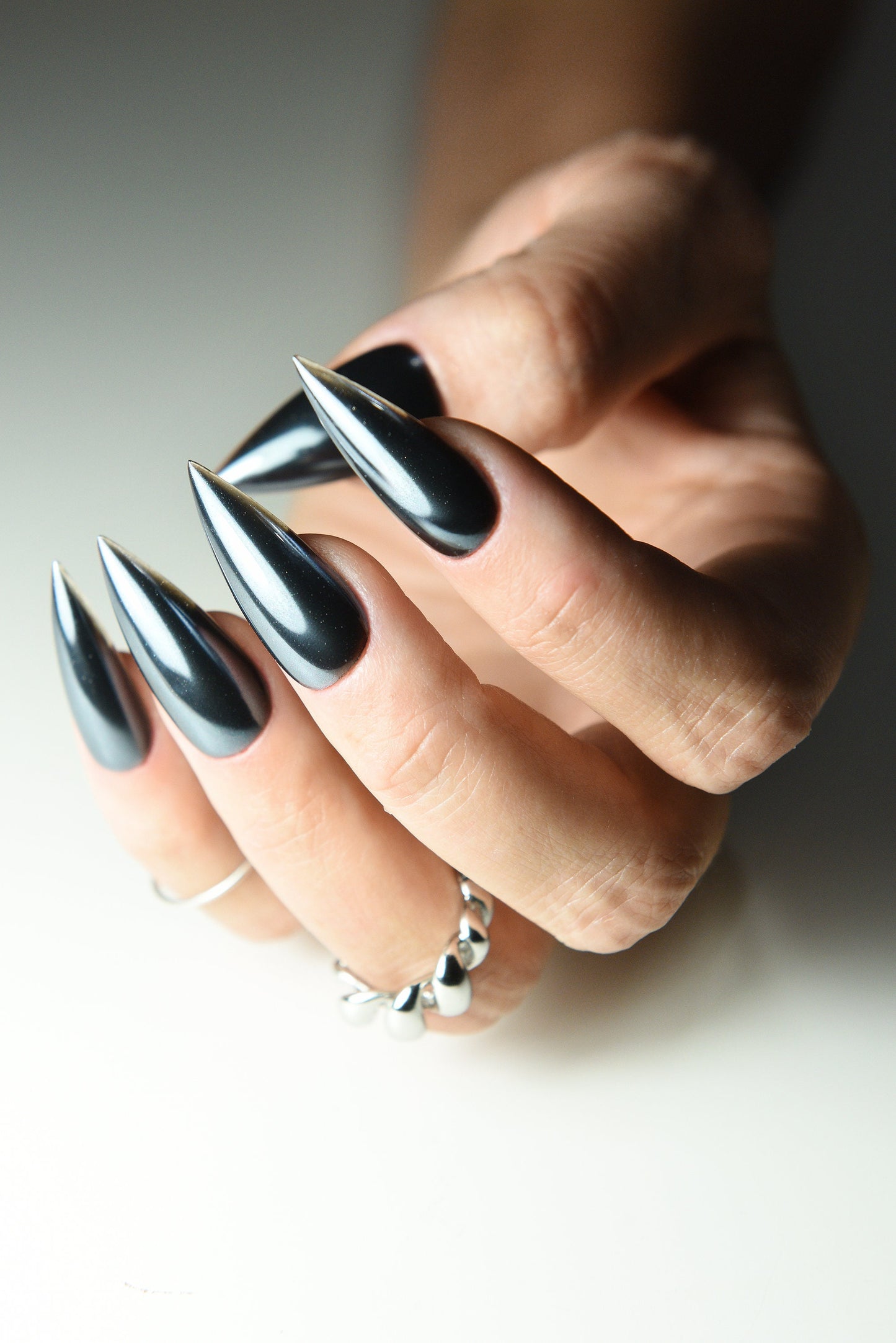Jelly Black Chrome Press-On Nails – Korean Style Goth Set