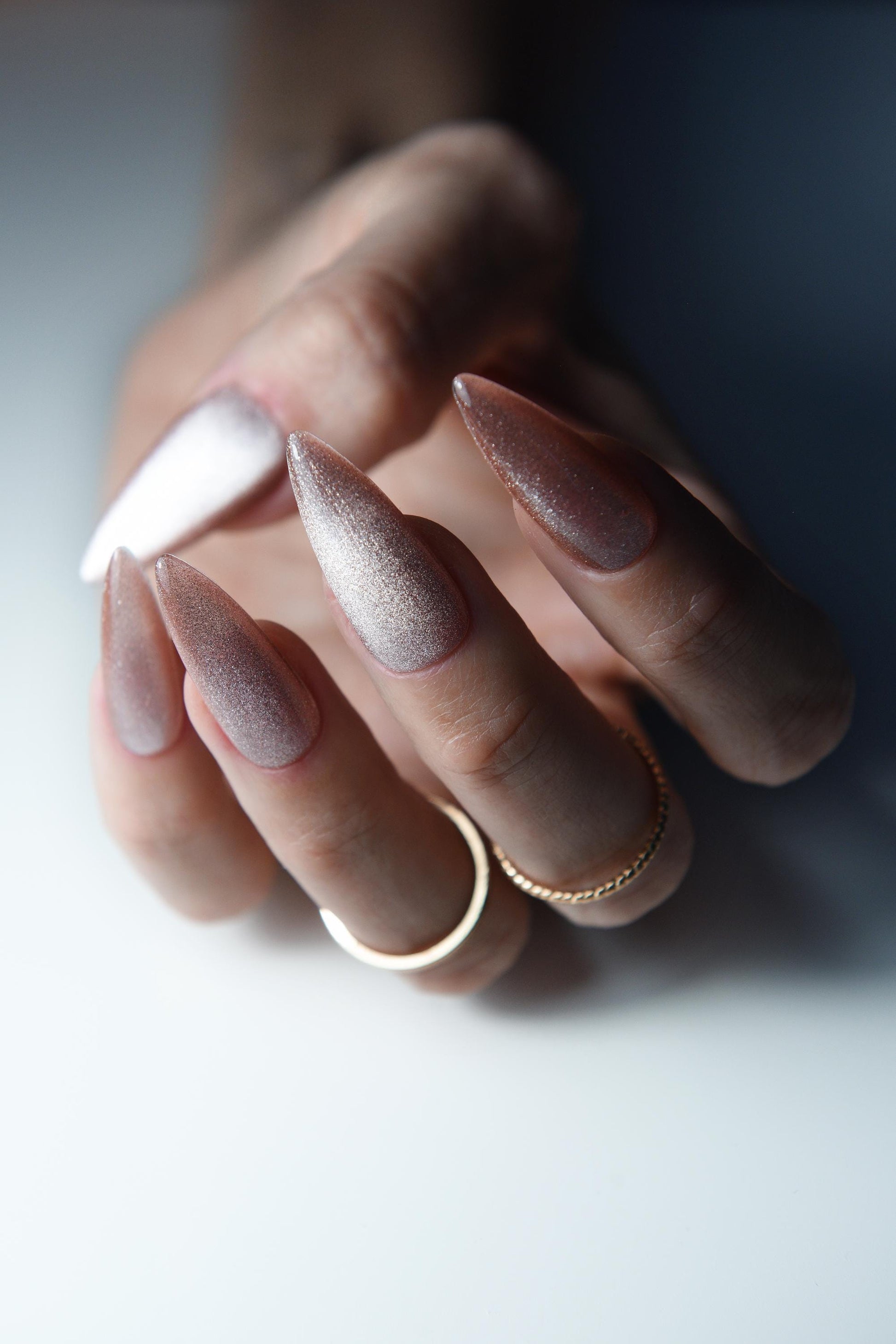 MAGNETIC CAT EYE Nude Shiny Press On Nails – Luxury Handmade Reusable Press On Nails