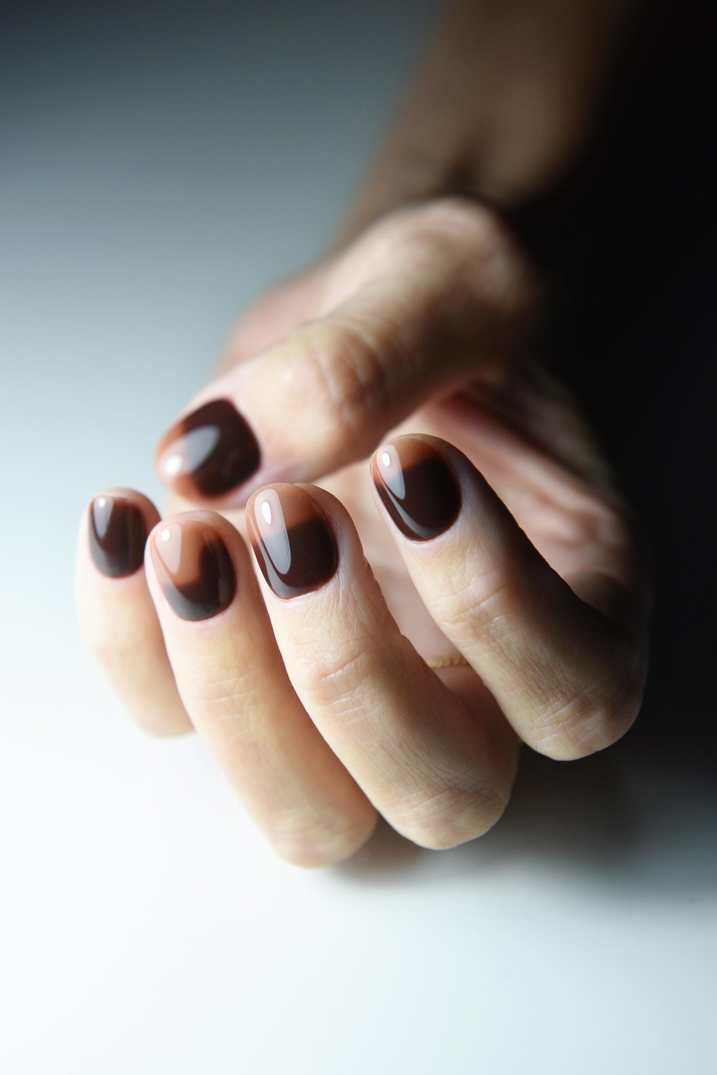 Color Changing Press-On Nails – Brown to Beige Thermal, Handmade & Reusable Neutral Set