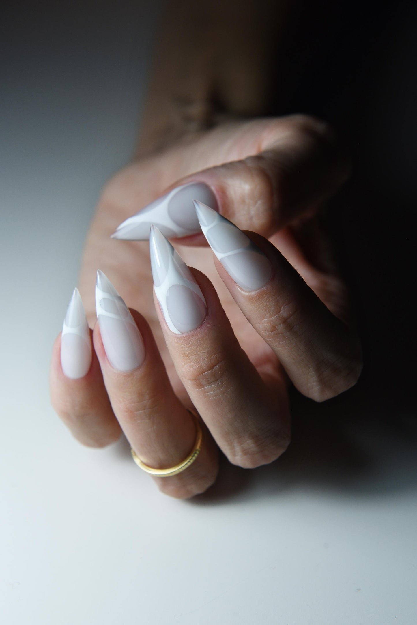 Y2K White Swirl Press-On Nails | Glossy Customizable Base | Retro Coquette Aesthetic | Handmade Reusable Set – Stiletto, Almond, Square, Coffin, Oval, Ballerina